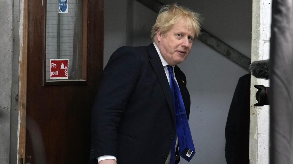 Emiratos utilizó el software israelí Pegasus para espiar a Boris Johnson