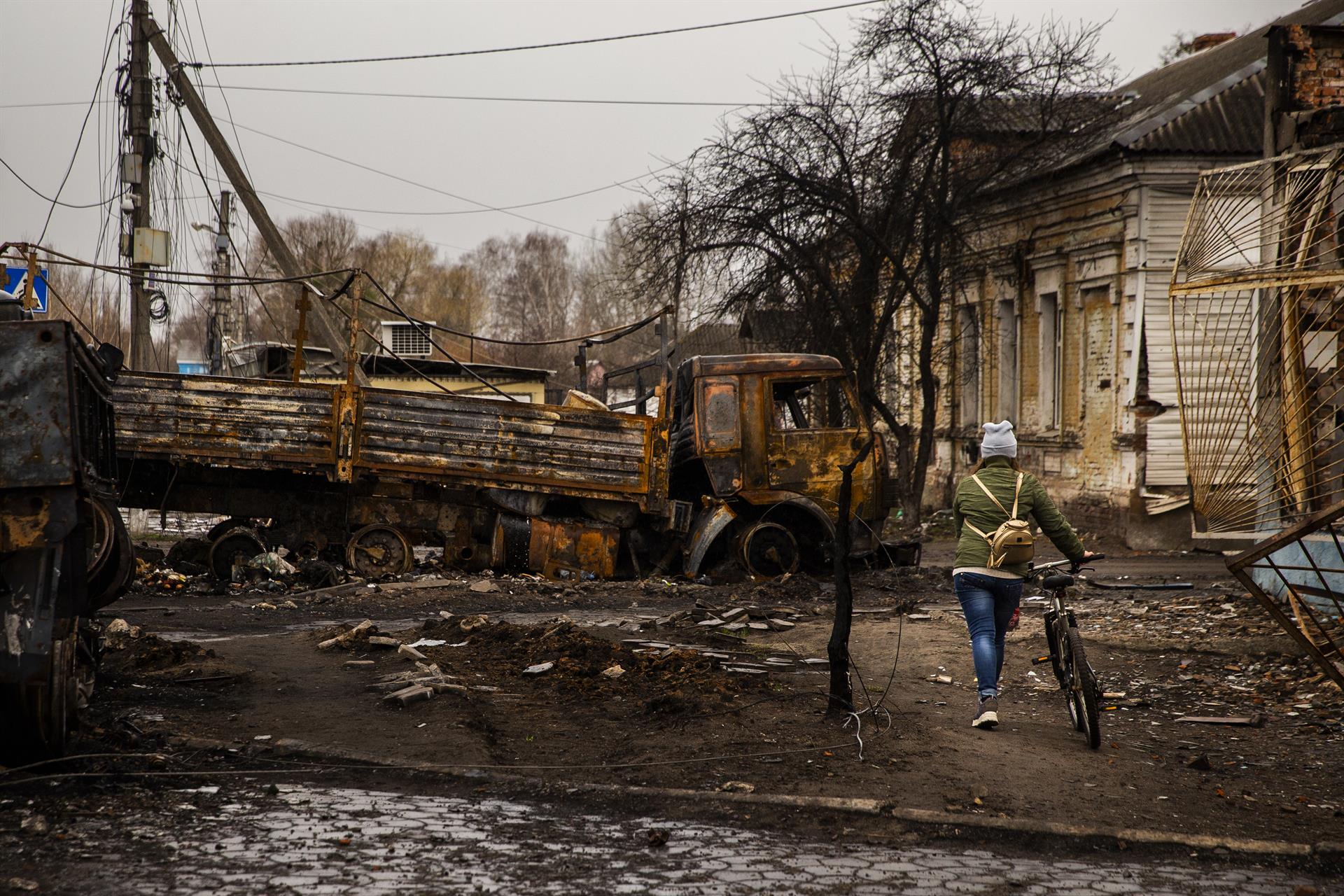 Las tropas rusas también se retiran de la ciudad ucraniana de Sumy