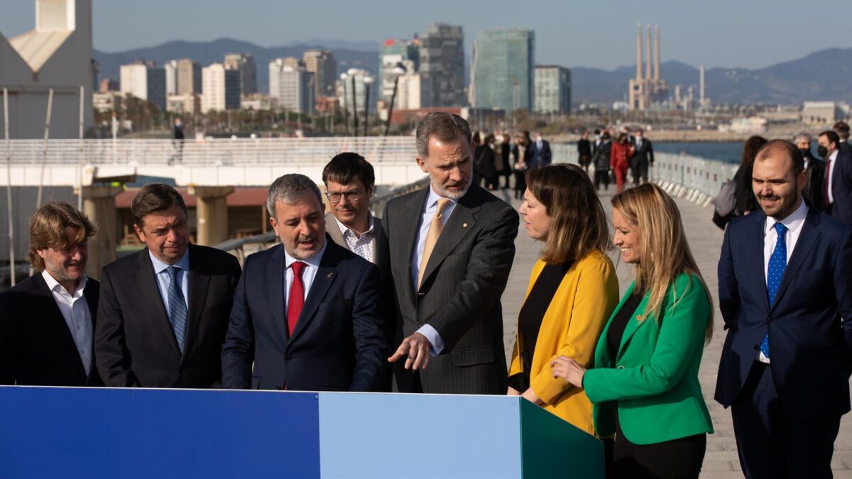 El Rey visita el Puerto Olímpico de Barcelona para conocer su plan de transformación