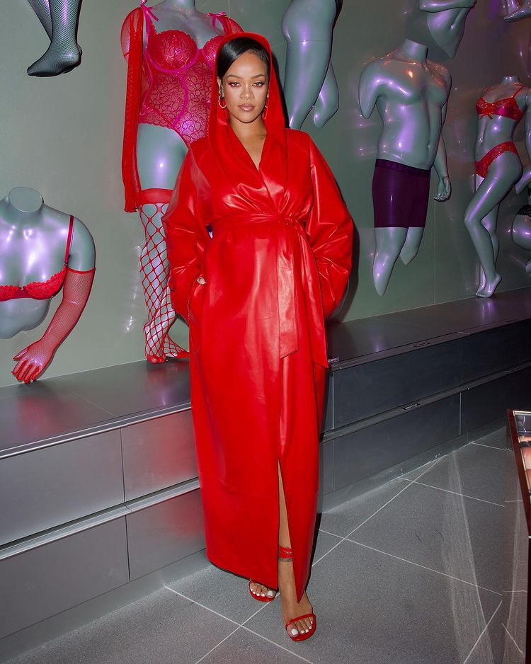 Rihanna en la presentación de la nueva colección de su firma Fenty