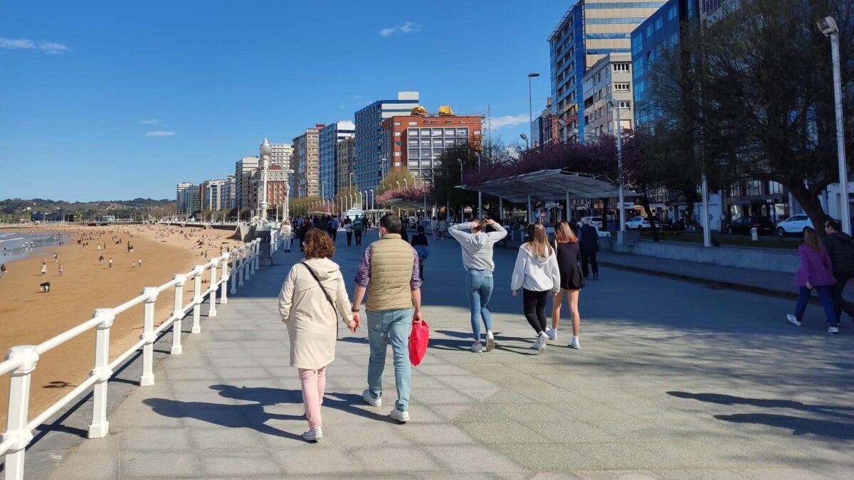 Las temperaturas bajan en gran parte del país, aunque seguirán siendo altas en Canarias y en otras zonas