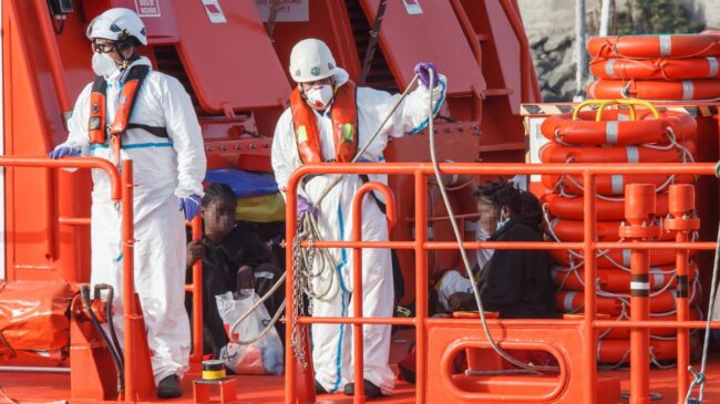 El naufragio de una patera a 244 kilómetros de Gran Canaria deja 26 personas desaparecidas