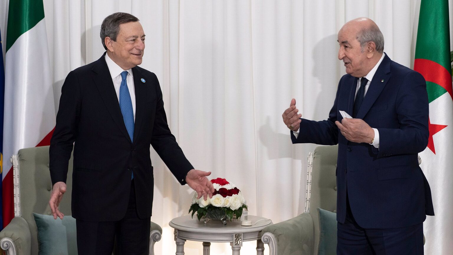 Italia y Argelia firman un acuerdo de cooperación energética