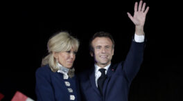 La polémica historia de amor de Emmanuel Macron y su esposa, Brigitte