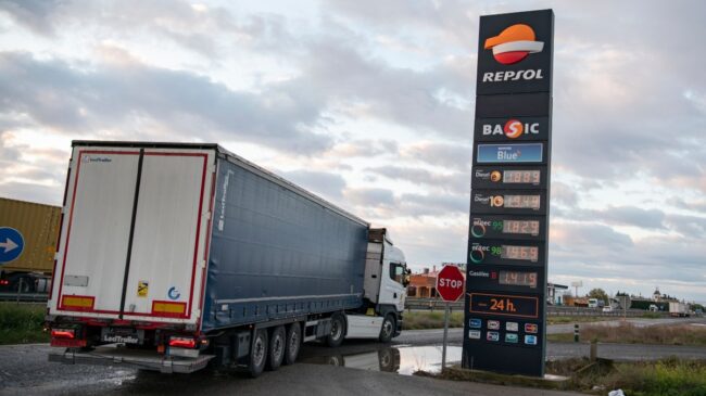 Un colapso en el sistema de cobro de Repsol impide aplicar el descuento de 20 céntimos en la gasolina