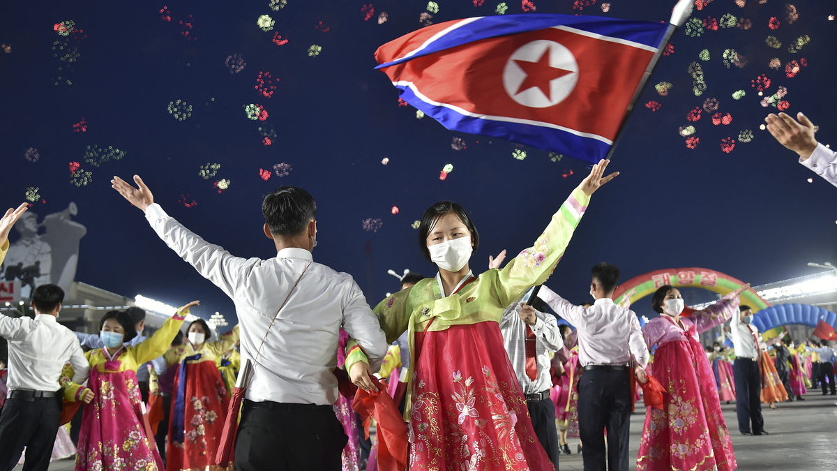 Corea del Norte celebra el aniversario de su fundador sin el tradicional desfile militar