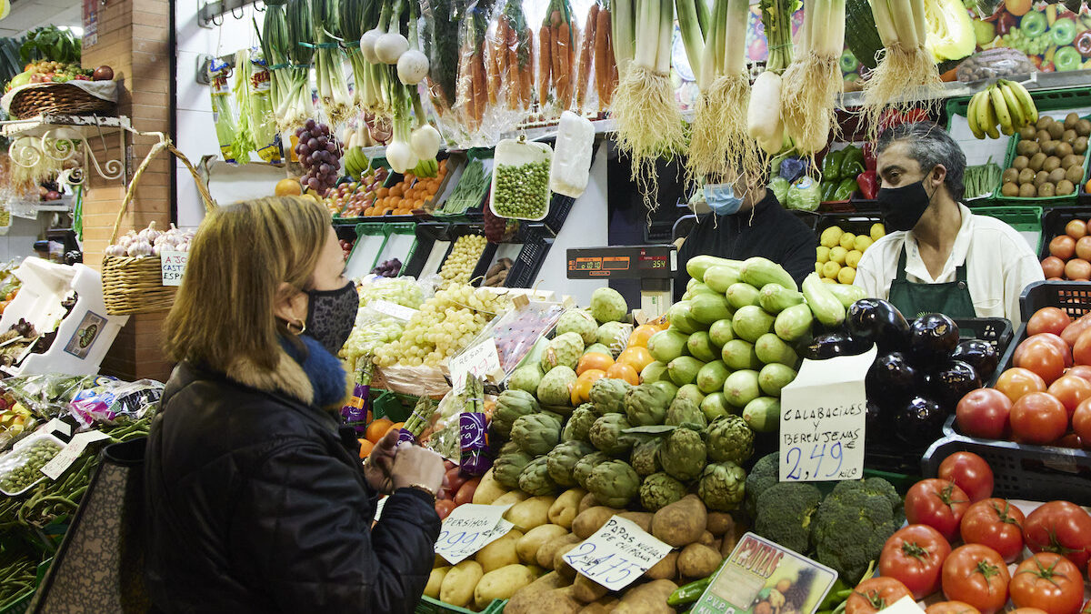 El precio de los alimentos se multiplica por cuatro desde el campo a su llegada al supermercado