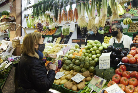 El precio de los alimentos se multiplica por cuatro desde el campo a su llegada al supermercado