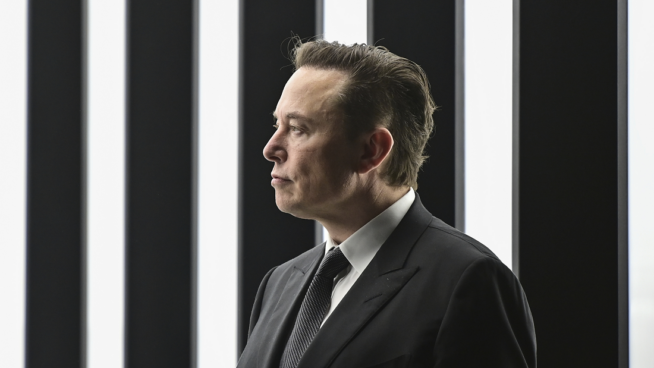 Musk vende acciones de Tesla por unos 6.500 millones de dólares en tres días