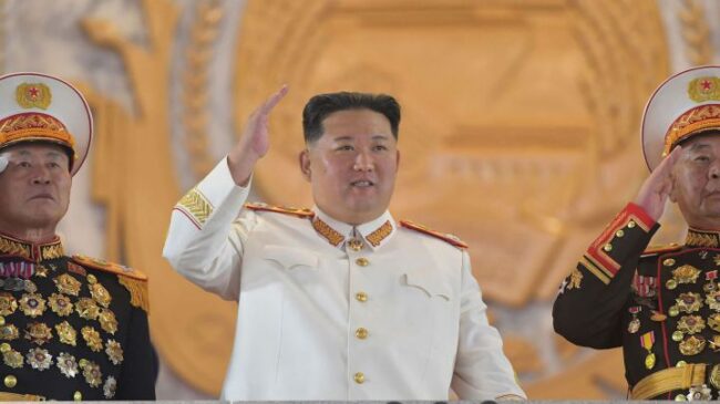 Kim Jong-un confirma que ampliará su poder nuclear: "Cualquiera que busque una confrontación militar dejará de existir"