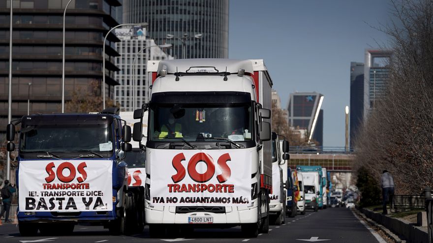 Los transportistas suspenden «temporalmente» el paro tras 20 días sin acuerdo con el Gobierno