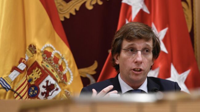 El juez admite que el Ayuntamiento de Madrid, el PSOE y su grupo municipal y Podemos se personen en la causa de las comisiones