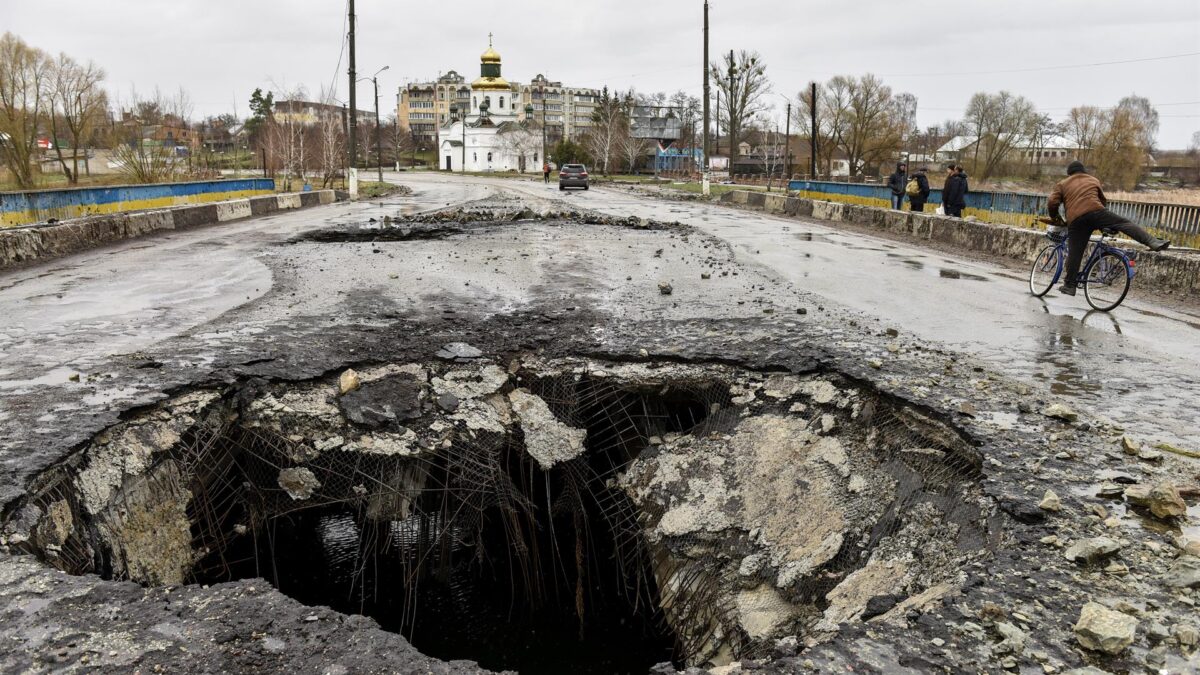 Rusia bombardea una instalación militar a las afueras de Kiev y reitera su amenaza sobre la capital ucraniana