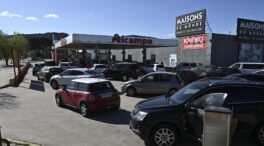 Colas, confusión y problemas técnicos en el primer día de aplicación del descuento en la gasolina