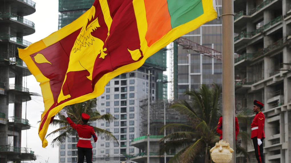 Sri Lanka bloquea el uso de redes sociales durante su toque de queda de 36 horas