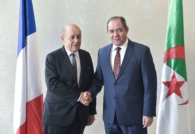 Francia también «reforzará su relación bilateral» con Argelia