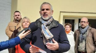 Colau dilata los permisos para la apertura de la nueva sede de Ciudadanos en Barcelona