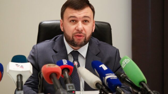 El líder prorruso de Donetsk anuncia que se intensificará la ofensiva en el Donbás por las "acciones provocadoras del régimen de Kiev"