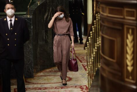 El juez del 'caso Neurona' imputa a la otra niñera de Irene Montero