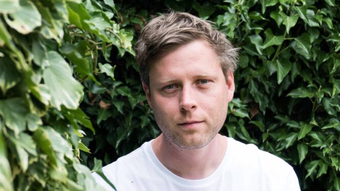 El escritor Max Porter se pone en la mente de Francis Bacon para evocar el final de su vida