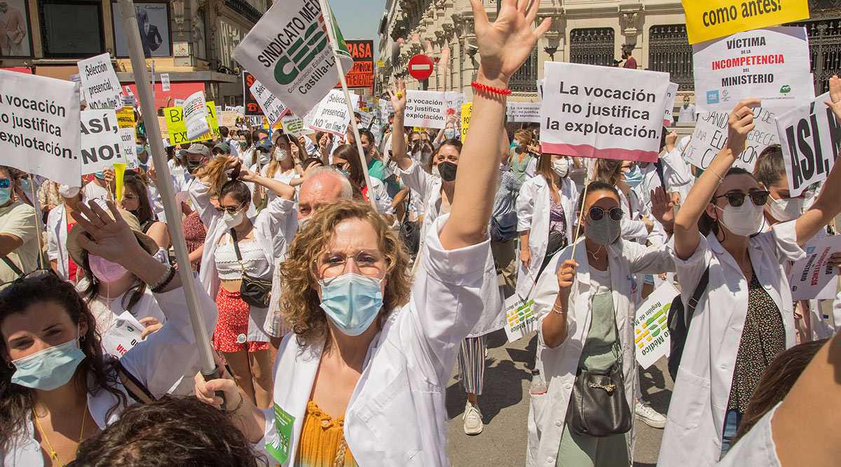 El Supremo obliga a que se respeten los descansos de los médicos MIR