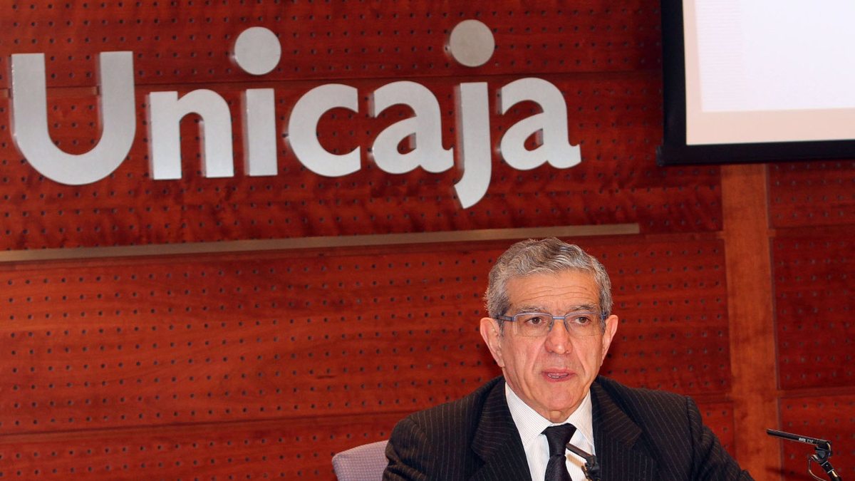 La Fundación Unicaja acepta el cese de Medel y nombra presidente a José Manuel Domínguez
