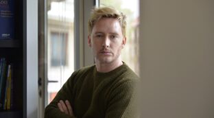 'La cría', la última novela de Pablo Rivero: el lado más oscuro de las redes sociales