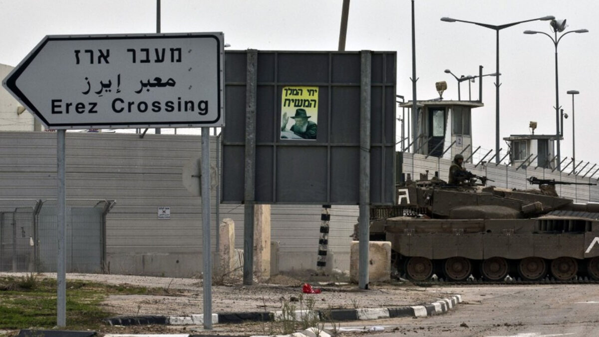 Israel cierra el cruce con Gaza tras el lanzamiento de otros tres cohetes desde la franja en una noche