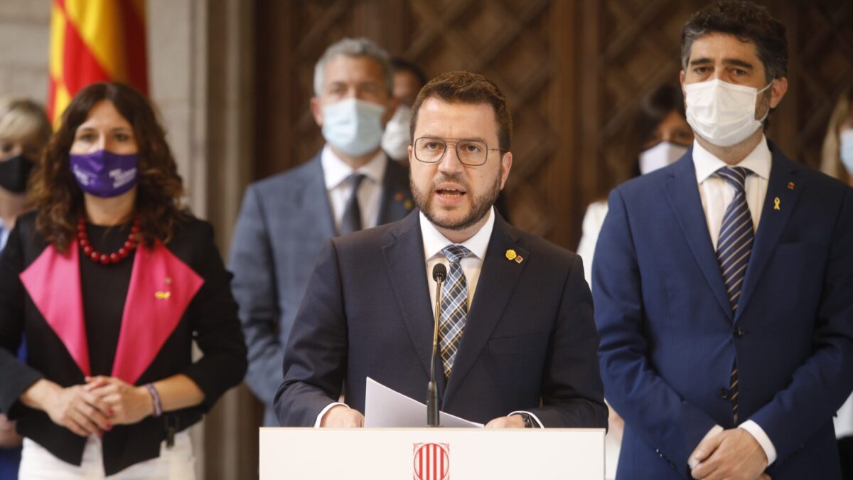 El Parlamento catalán condena el espionaje a líderes independentistas y exige al Gobierno que «asuma responsabilidades»