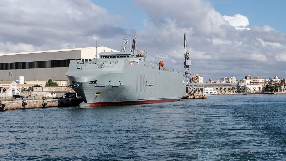 El buque Ysabel llega a Polonia con el mayor envío español de armamento para Ucrania