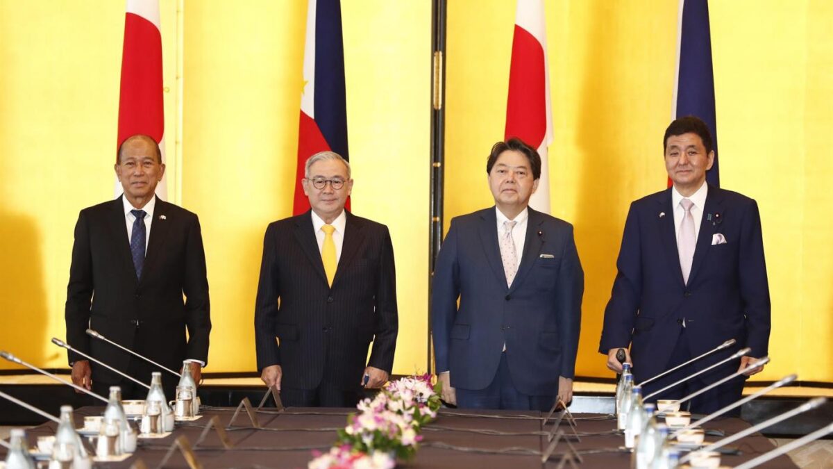 Japón y Filipinas expresan su «seria preocupación» ante el auge militar de China