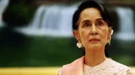 La junta de Myanmar condena a Suu Kyi a 5 años de prisión por corrupción