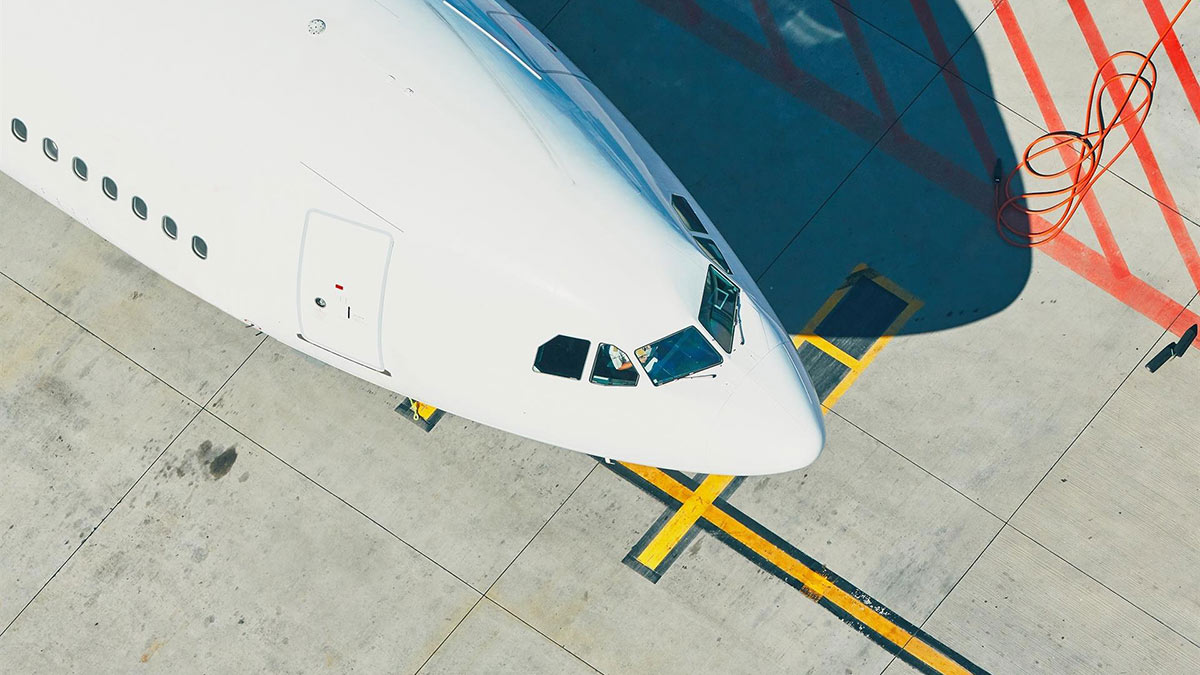 Europa presiona para acelerar el uso de biocombustibles en la aviación