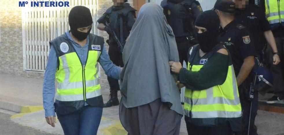 Visto para sentencia el juicio a tres hermanos marroquíes que captaban yihadistas en Badalona para enviarlos a Siria
