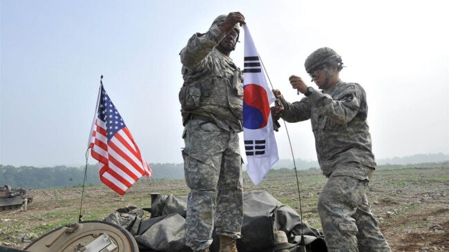 Corea del Sur y EE.UU. inician maniobras preliminares militares en un momento de alta tensión con Pionyang