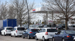 Conductores celebran el descuento de 20 céntimos sobre el precio del carburante