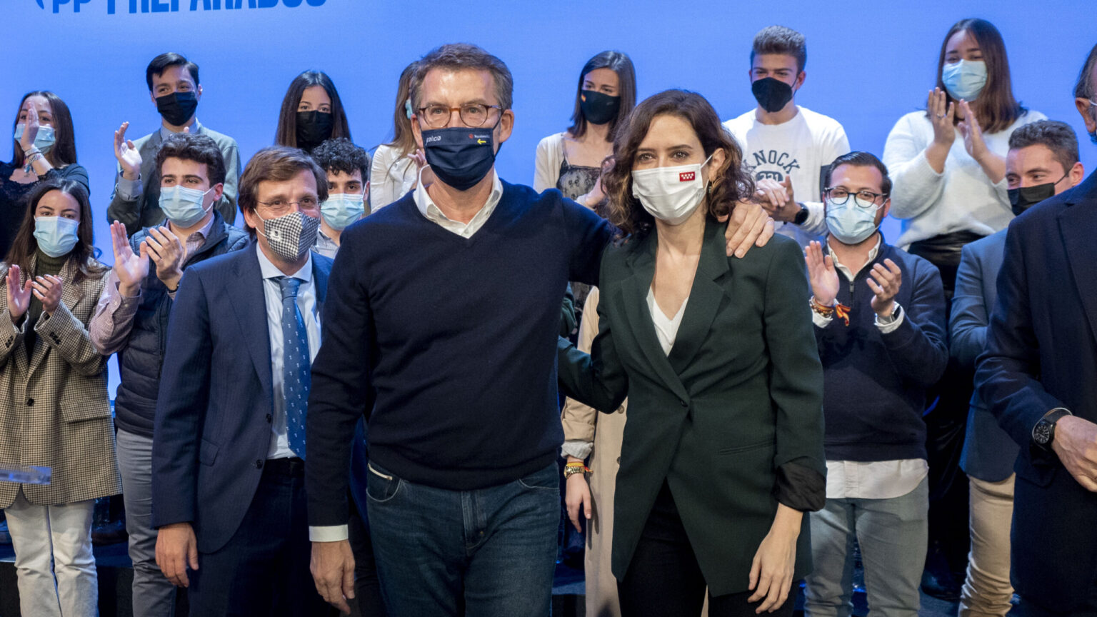 Feijóo contraprograma a Ayuso haciendo coincidir los congresos de Galicia y Madrid