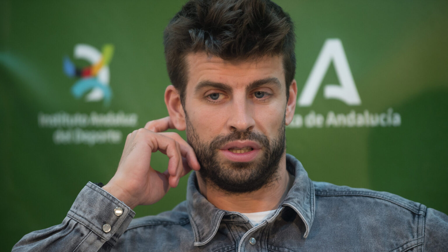 Gerard Piqué: vivir en el mundo de la realidad