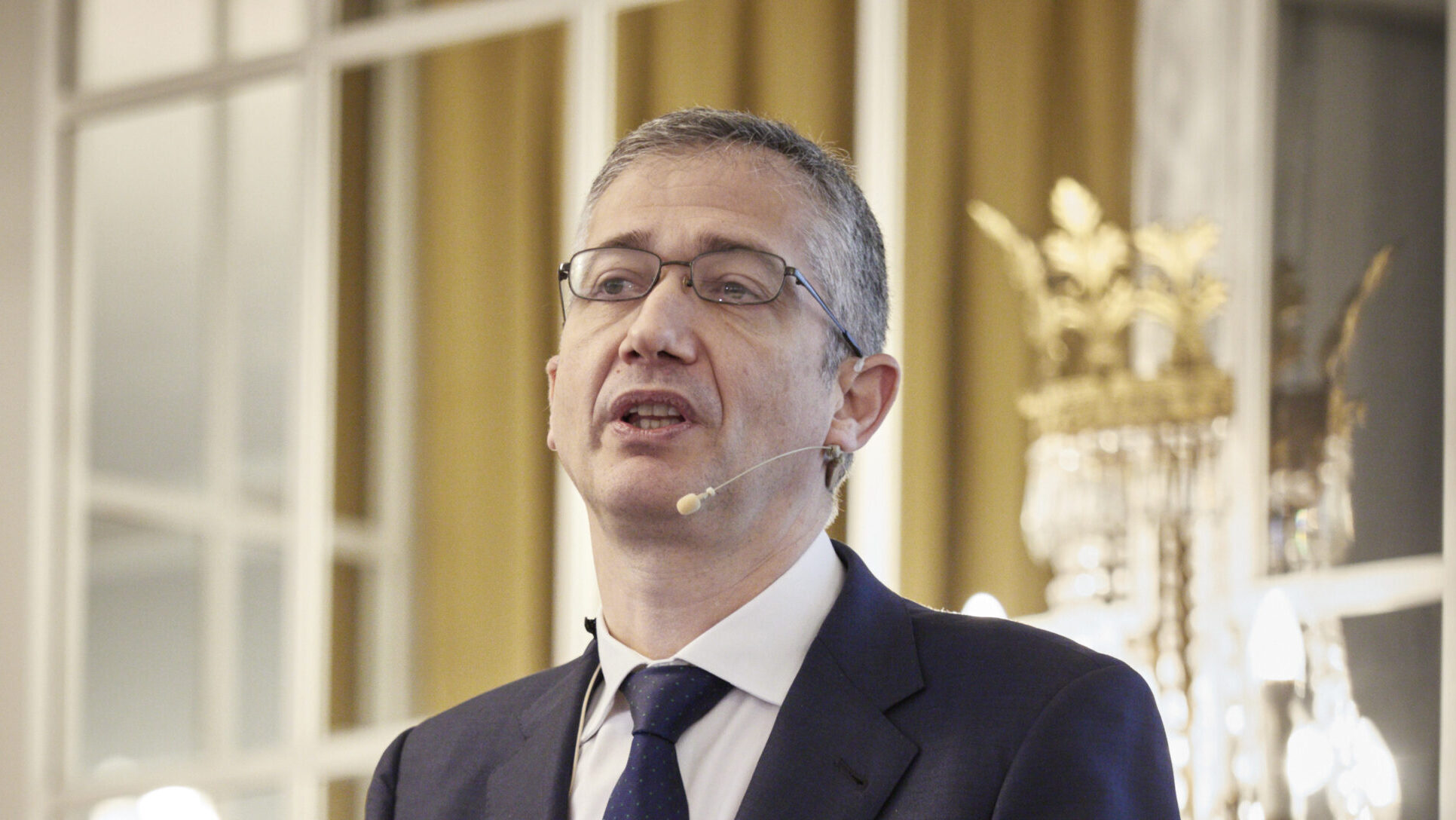 Hernández de Cos prevé que los precios sigan al alza