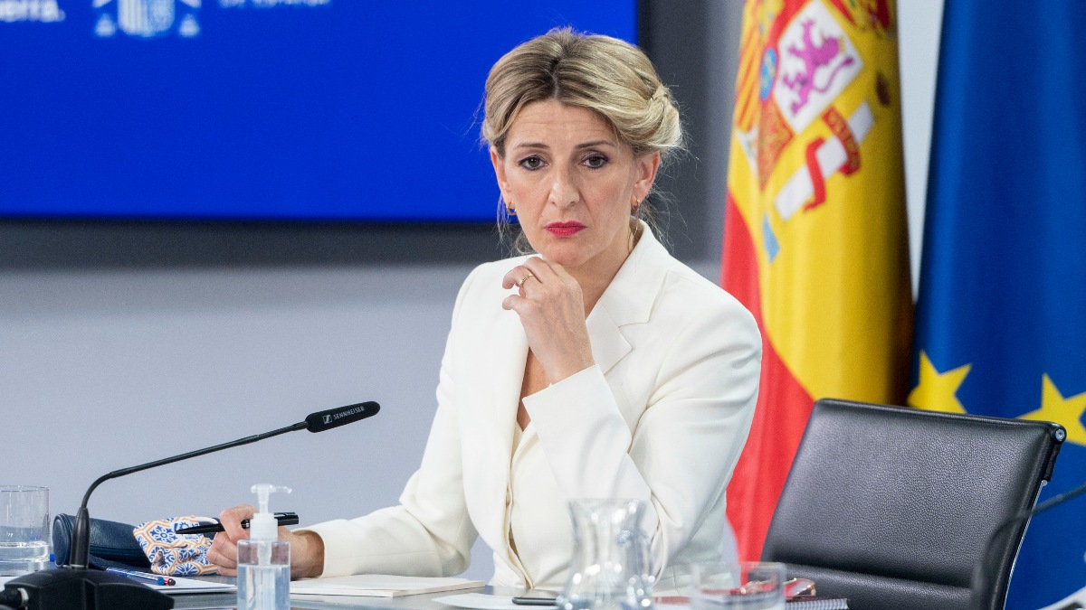 La crisis económica pone en jaque el perfil conciliador de Yolanda Díaz