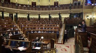 El Congreso de los Diputados mantiene la mascarilla obligatoria para los periodistas