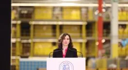 Ayuso insta a cesar «ministros o ministres» que «atacan al consumo»