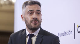 El PSOE defiende que España debe aportar «armas defensivas y ofensivas» a Ucrania