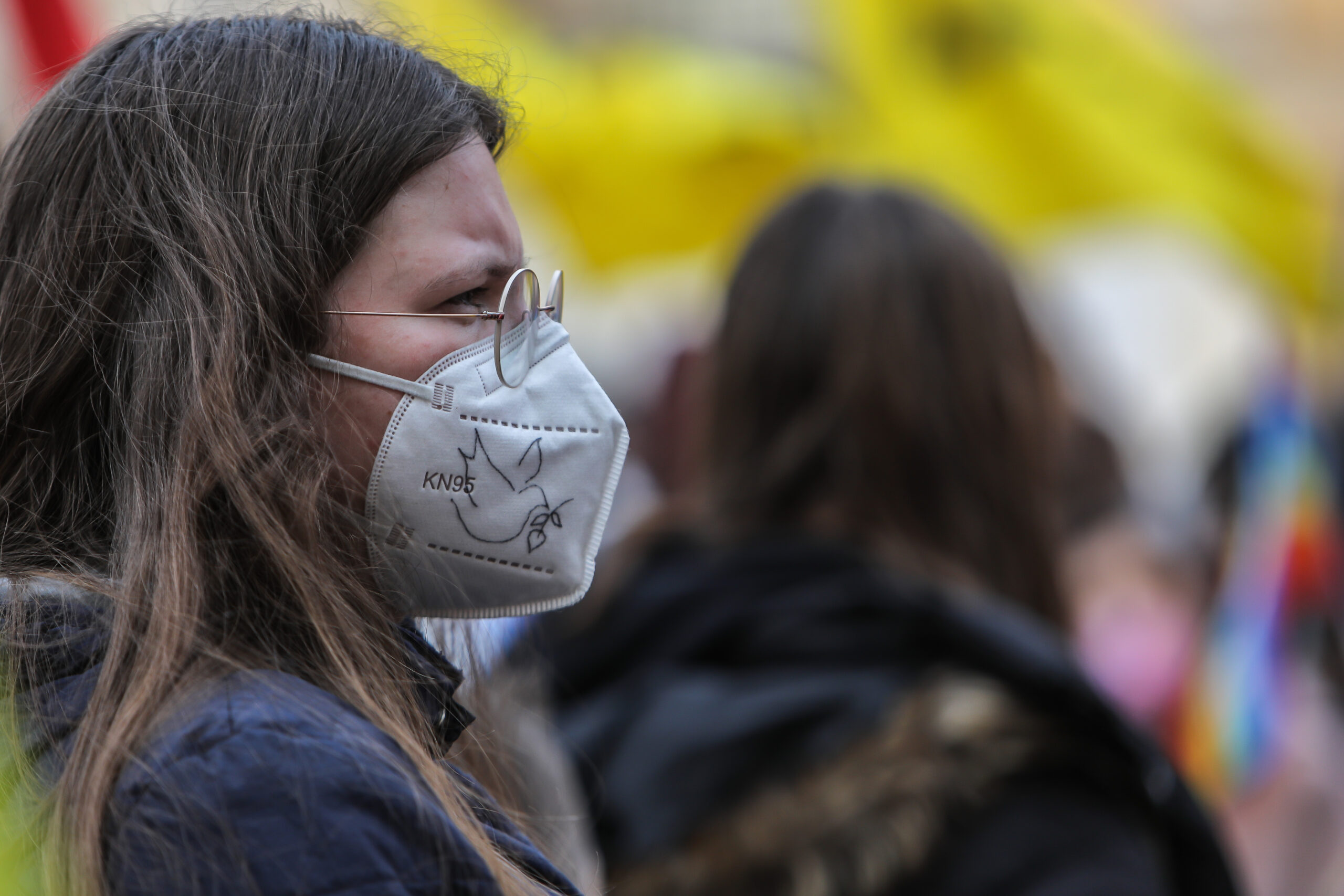 El Gobierno eliminará la mascarilla en interiores el 19 de abril