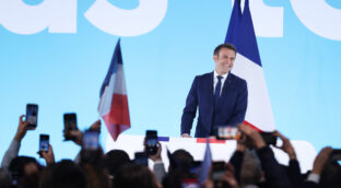 Macron y Le Pen pasan a la segunda vuelta de elecciones presidenciales de Francia