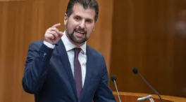 Tudanca llama «a ponerse en pie» para restaurar la confianza en política