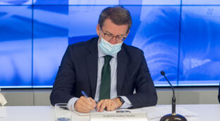 Feijóo plantea una ayuda directa a familias necesitadas de hasta 300 euros