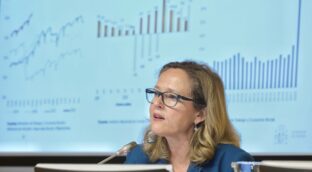 El PIB frena su crecimiento en el primer trimestre hasta el 0,3% por la caída del consumo