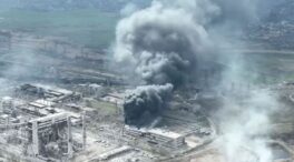Rusia da otro ultimátum a las fuerzas ucranianas de Mariúpol y pacta un corredor humanitario en la zona