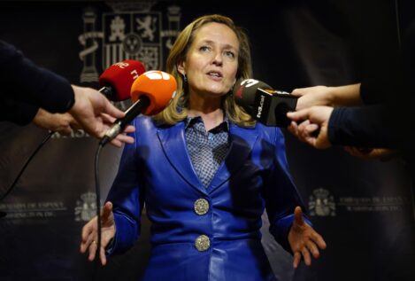 Bruselas fulmina las previsiones económicas del Gobierno: el PIB crecerá un 1% en 2023, menos de la mitad de lo que estima Calviño